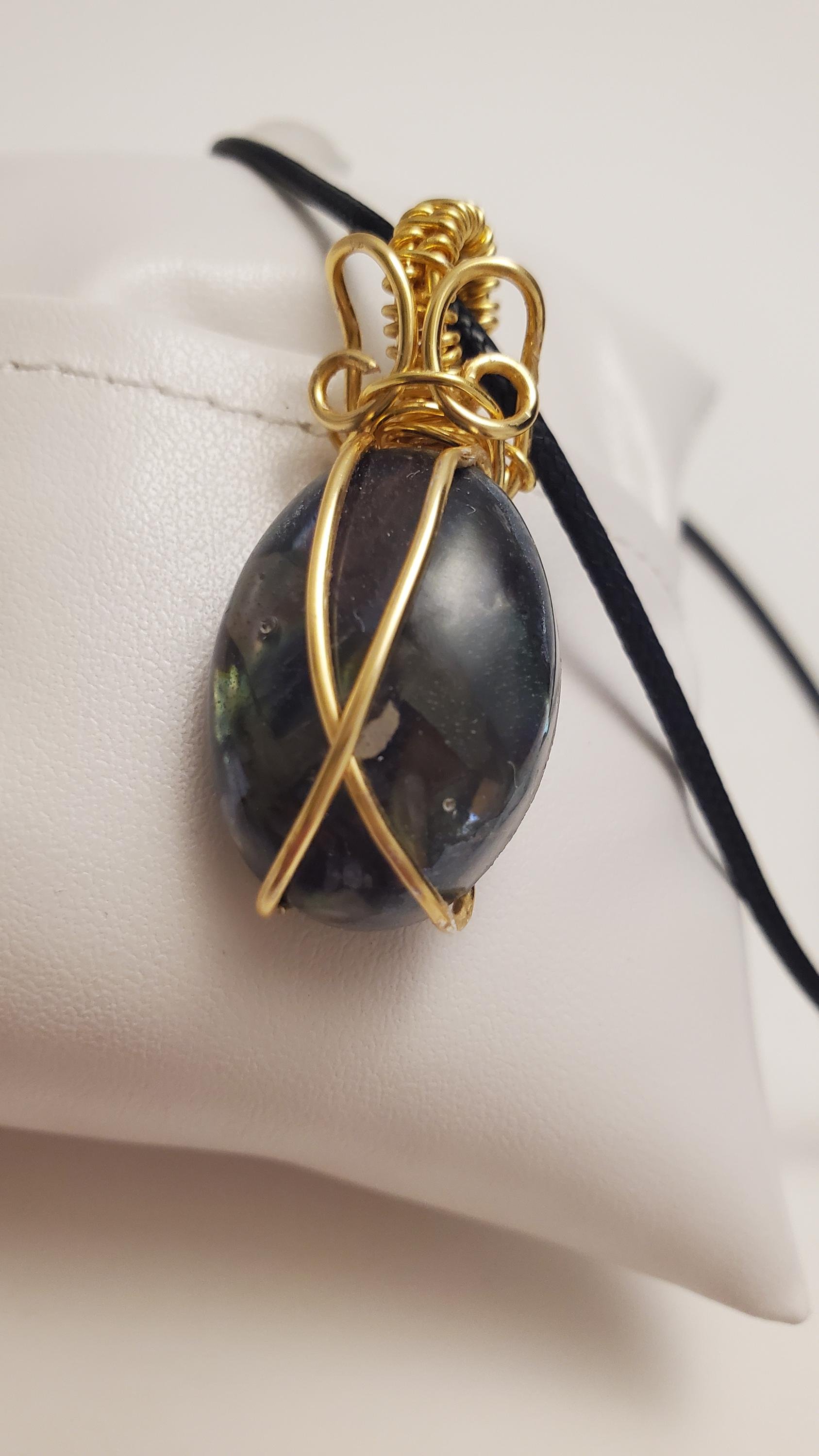 https://i.etsystatic.com/33064762/r/il/54d30f/6667448312/il_fullxfull.6667448312_j1vc.jpg