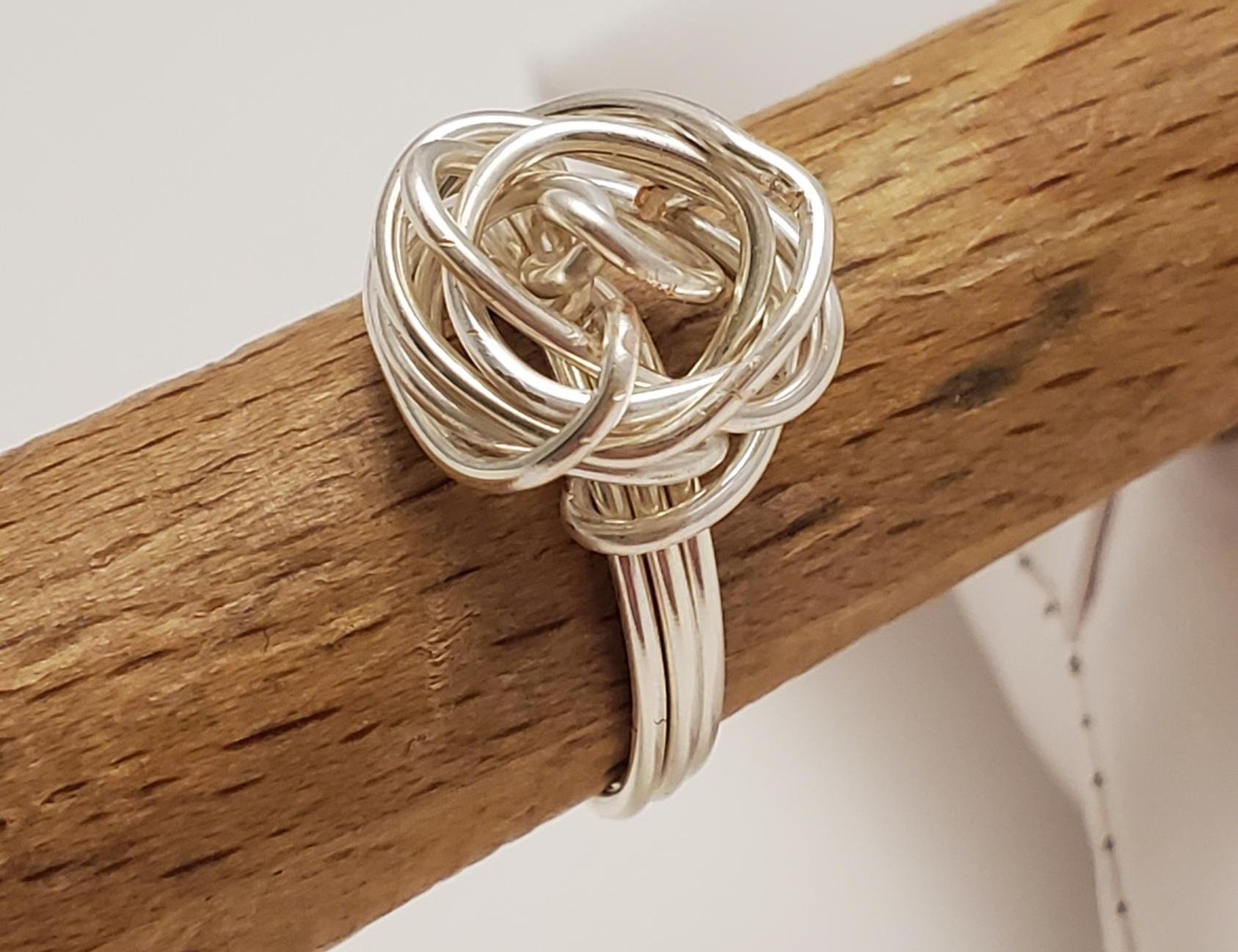 https://i.etsystatic.com/33064762/r/il/e703f8/6601040784/il_fullxfull.6601040784_iouc.jpg