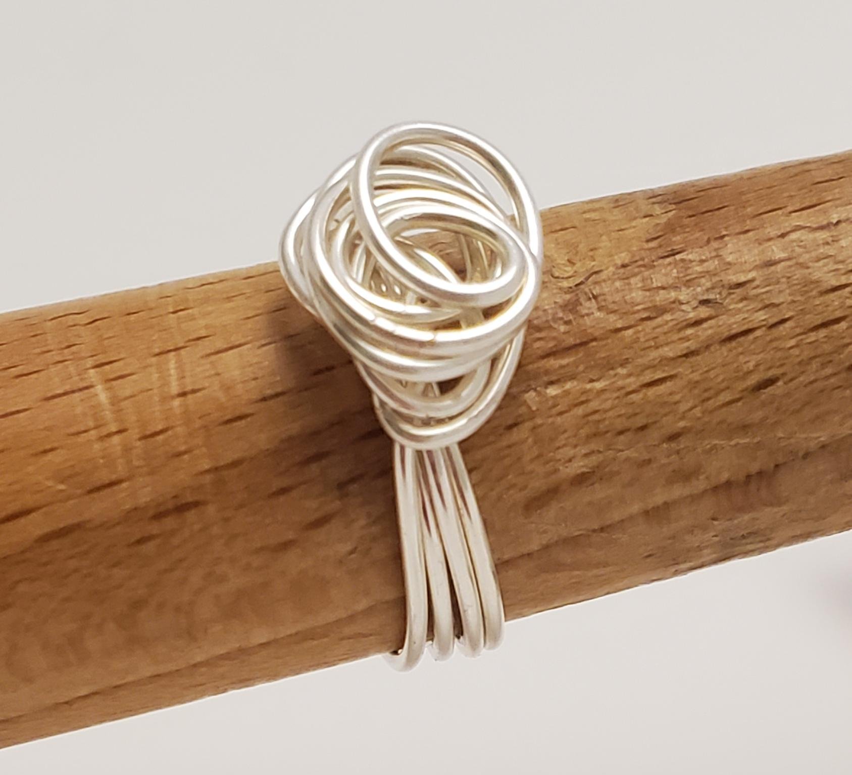 https://i.etsystatic.com/33064762/r/il/bc249a/6649137549/il_fullxfull.6649137549_rn5g.jpg