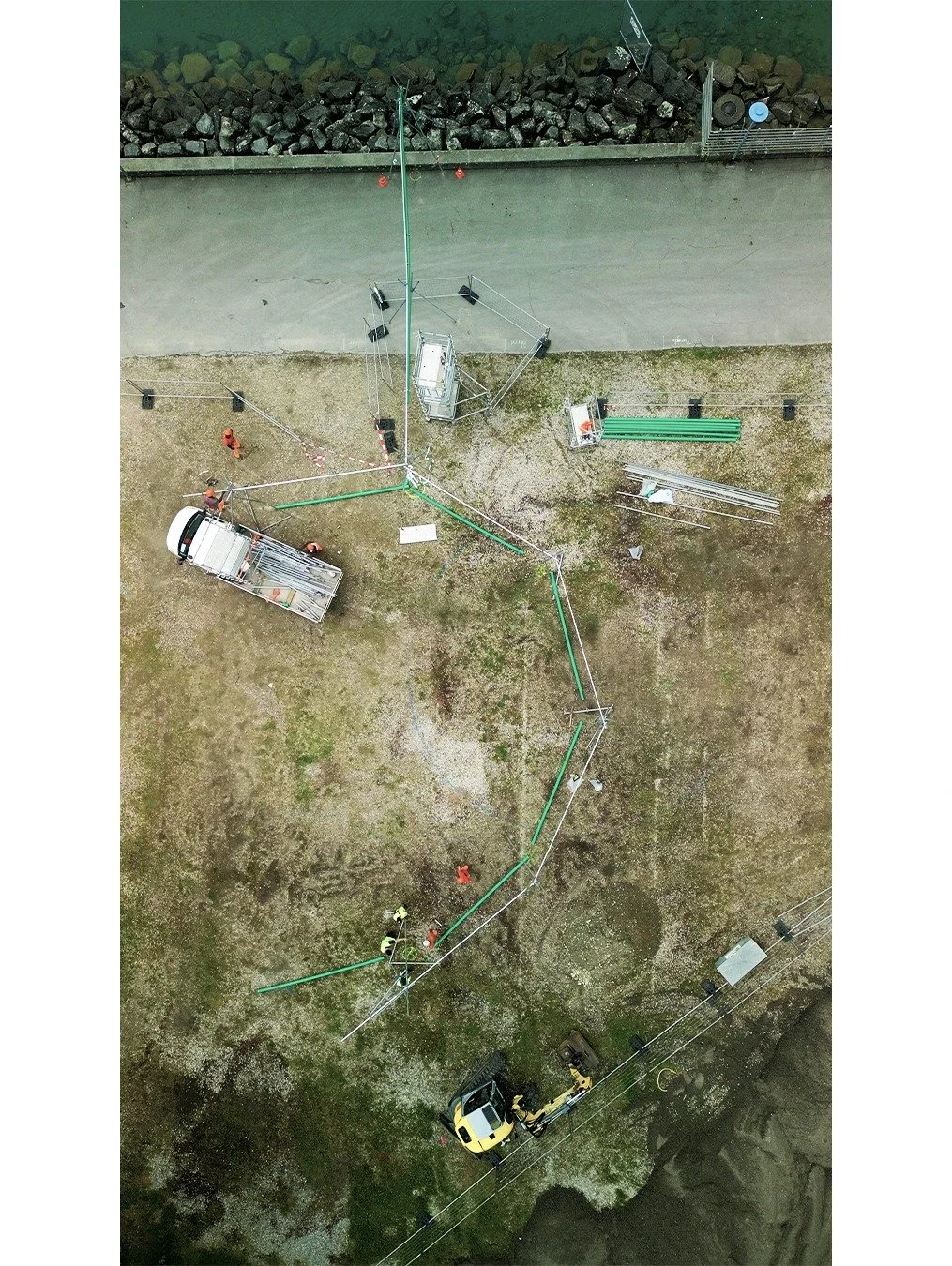 Revisited / M&eacute;l-usine au jardin &ndash; LJ24 Festival, Lausanne, Switzerland &ndash; Performative Landscapes

Last summer, we had the pleasure of participating in the Lausanne Jardins festival with our installation "M&eacute;l-usine au Ja