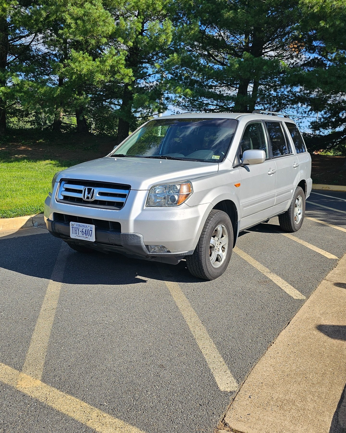 Ready for takeoff&mdash;one last time!
This Pilot just got the full treatment&mdash;complete exterior and interior detail to get it showroom-ready for its next owner. Selling your vehicle? A deep clean can make all the difference in value and appeal.