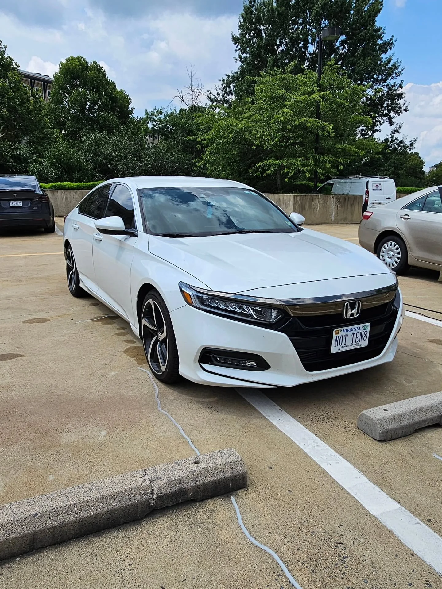 Talk about a team treat! ✨
We had the pleasure of detailing 10+ vehicles this week as part of an Employee Appreciation gift from an amazing local office 🙌

Nothing says &ldquo;thank you&rdquo; like a freshly cleaned ride, inside &amp; out! From stai