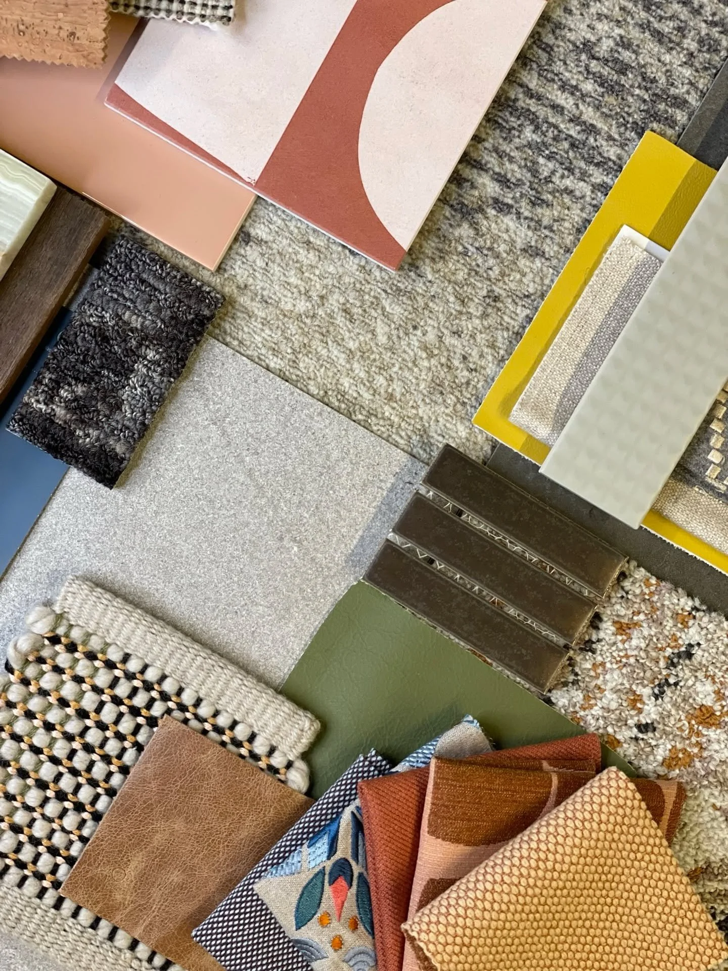 I love when these kinds of projects come along &mdash; the ones that invite us to think outside the box. Mixing colors, textures, and materials that shouldn&rsquo;t work together&hellip; but somehow make perfect sense. Proof that eclectic doesn&rsquo