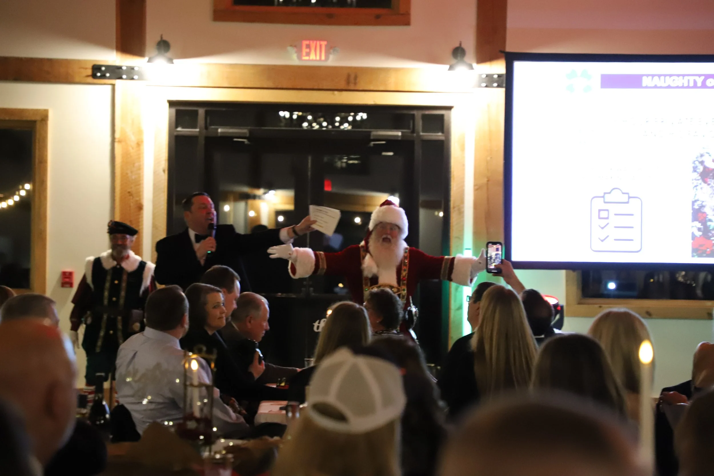 2025 Gala Santa_7056.jpeg