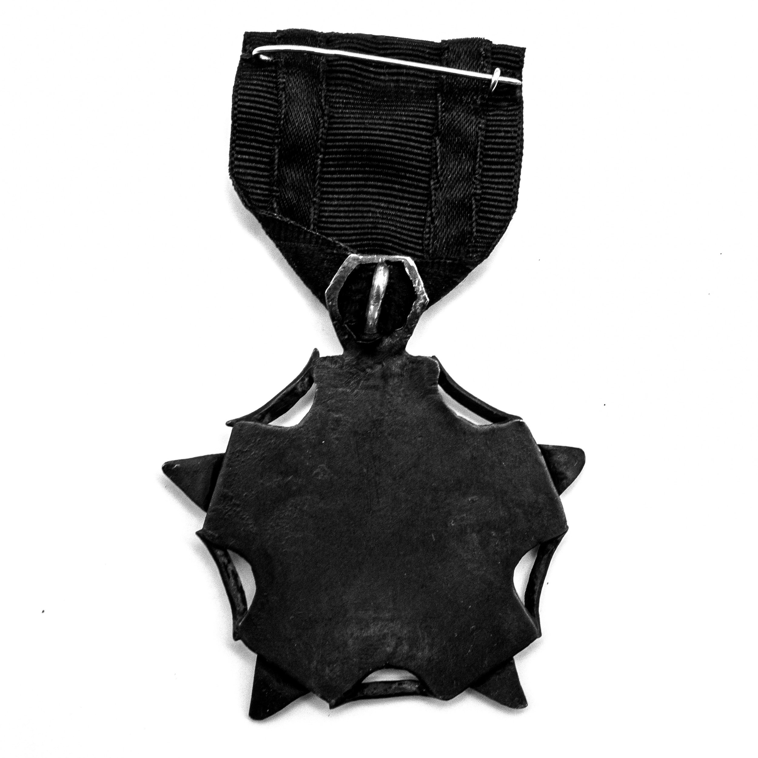 MEDAL -4.jpg