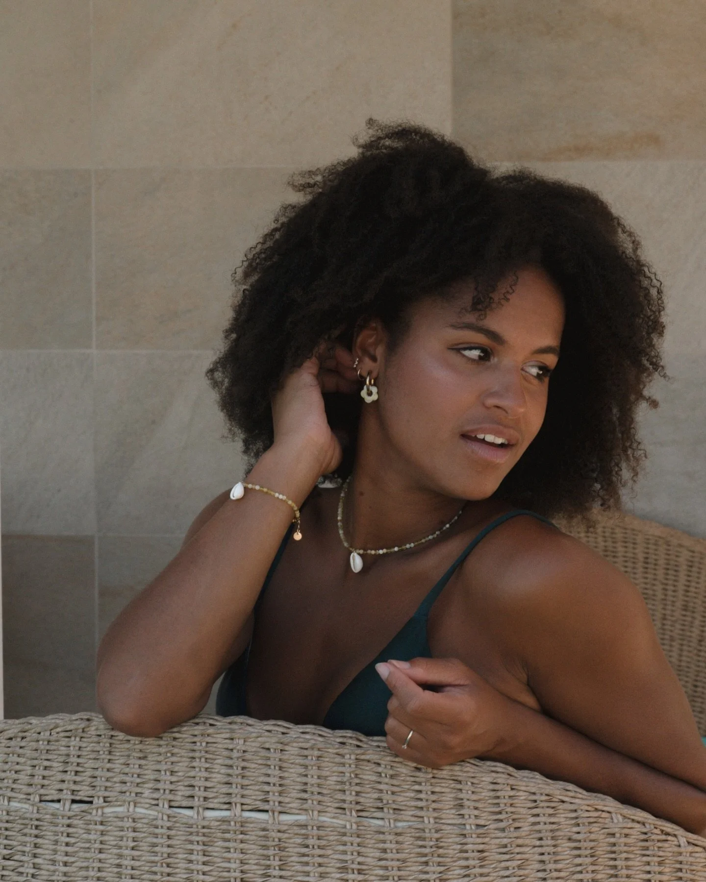 Sun, sea &amp; love 💛

Des bijoux &agrave; offrir ou &agrave; garder pour soi. 
-15% sur tout le site 
code : SALTYKISS

⏳ Offre limit&eacute;e du 05/02 au 10/02 soir - livraison garantie pour la saint-valentin