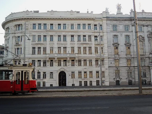 vienna9.png