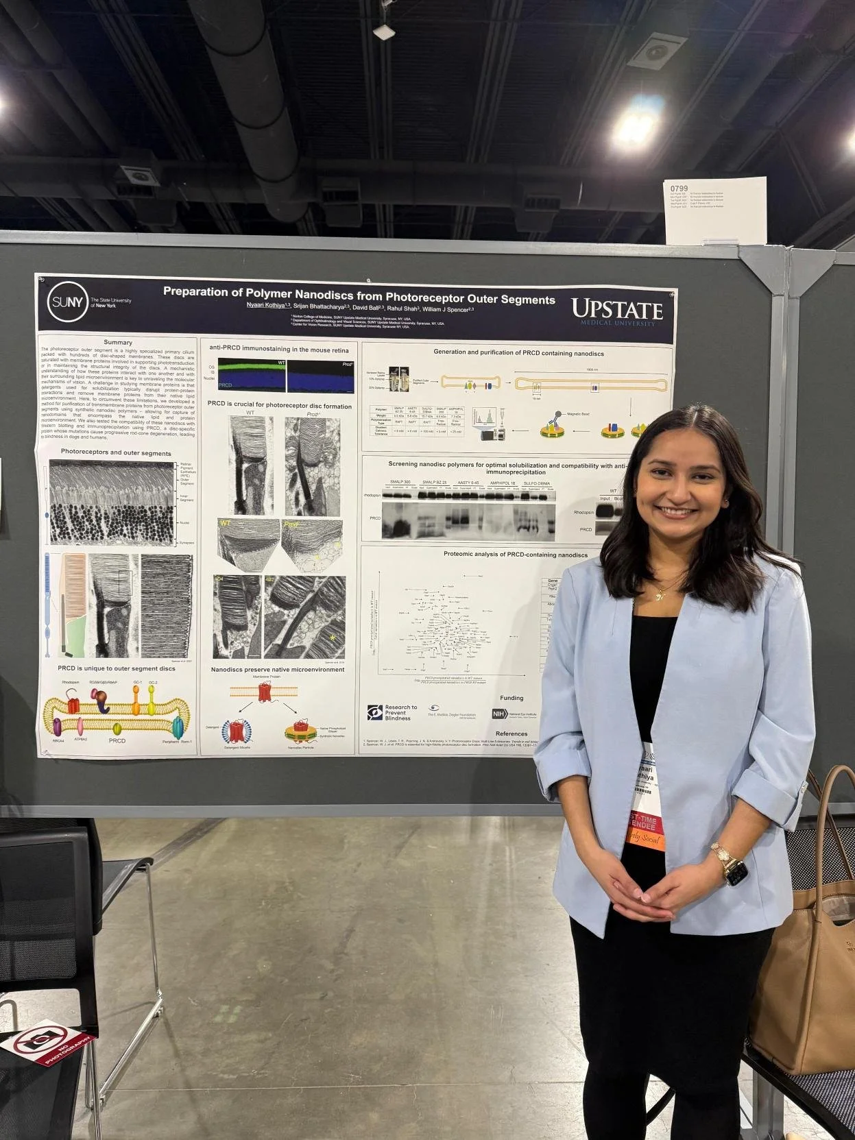 Nyaari at her poster