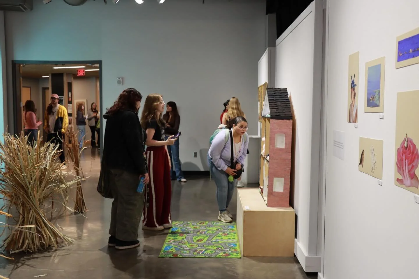 Huge thank you to everyone who came out last night to support me and my peers! Our group exhibition, Precious and Fragile Things, will be up in the Barbara Beach gallery until April 23rd. Please check it out!! 
Photos by Yun Shin