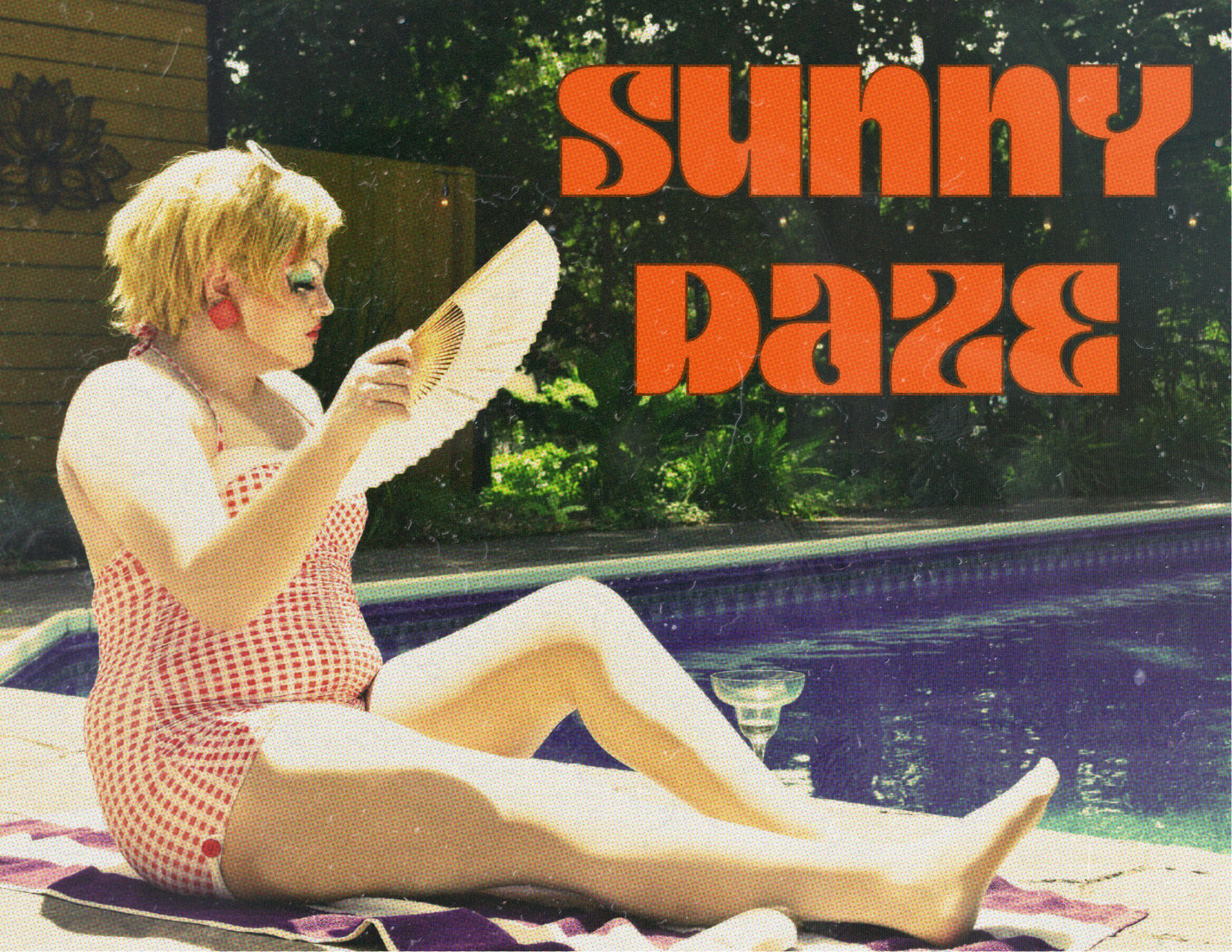 Patti Poof: "Sunny Daze" Postcard