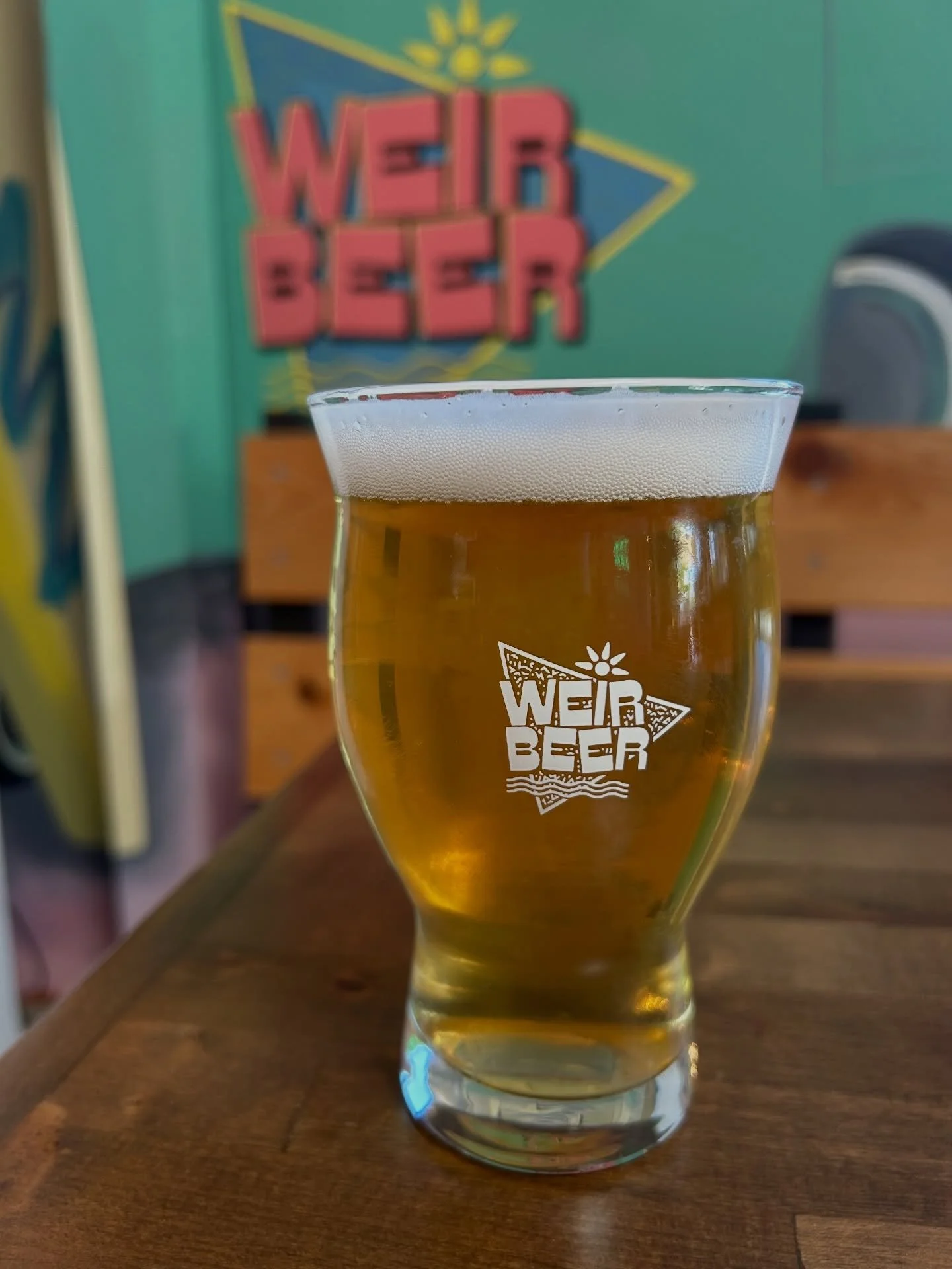 🚨Back On Tap🚨 

Rocko&rsquo;s Modern High Life, American Lager 5%
Our take on the Champagne of Beers. Super crisp, slight malt sweetness, and ever so refreshing. 

Swing by the tasting room for a crispy pint this week! 🍻

🍻Weir Beer Company
📍Vis