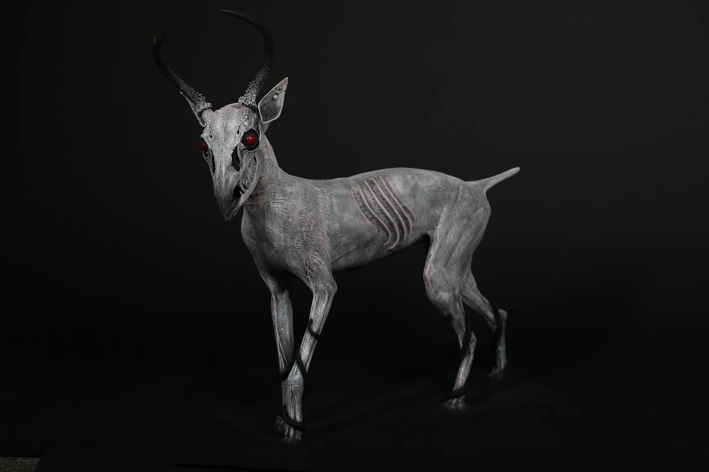 05 Styrofoam, Deer Skull, Steel Rod, and Magic Sculp Epoxy/ Intermediate Sculpture	
2019	HWD 3x1.5x3 ft