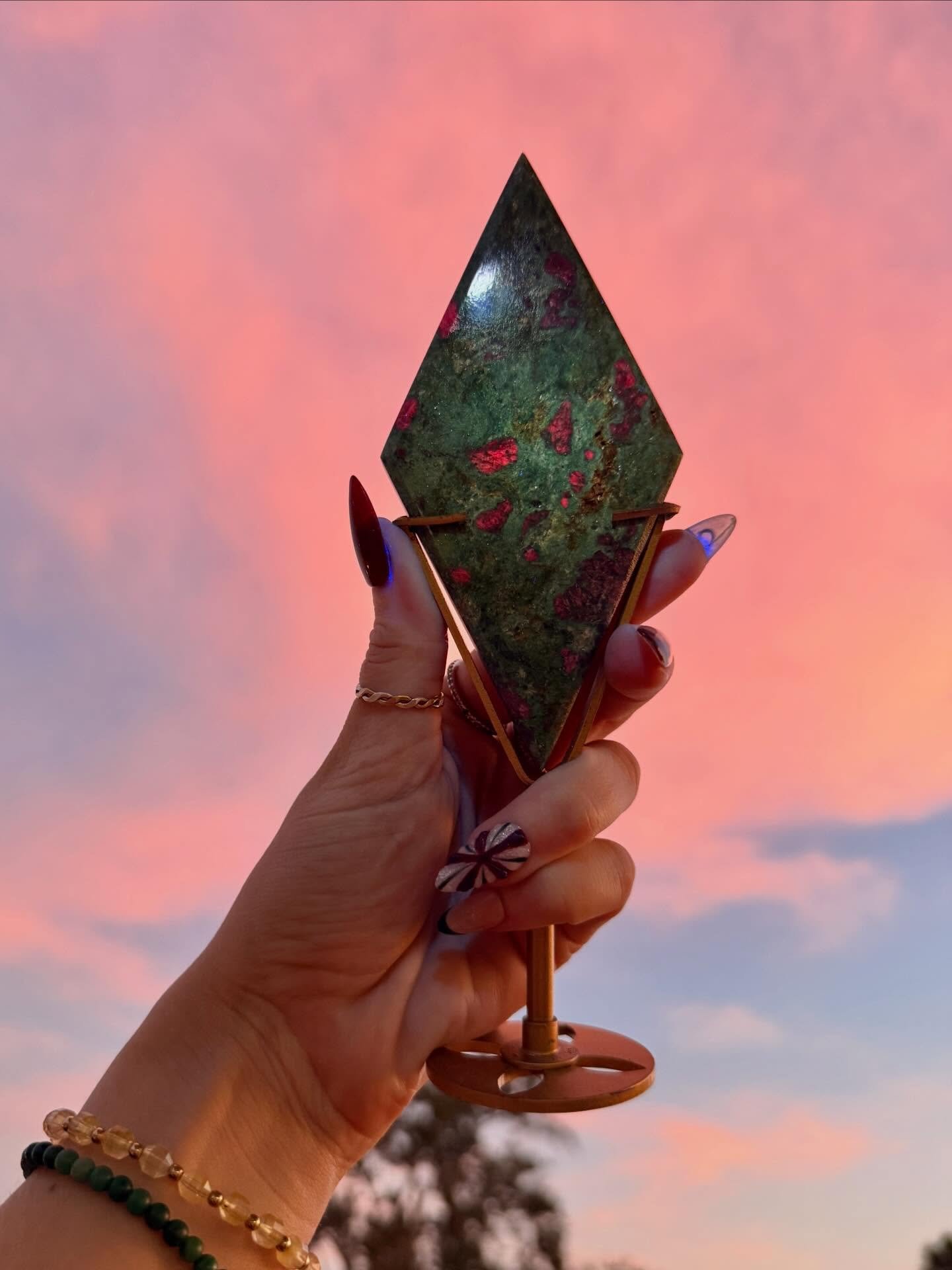 Where passion meets compassion, Ruby Zoisite supports the heart&rsquo;s evolution. Did you know Ruby reacts under UV light so does my nail glue 😅