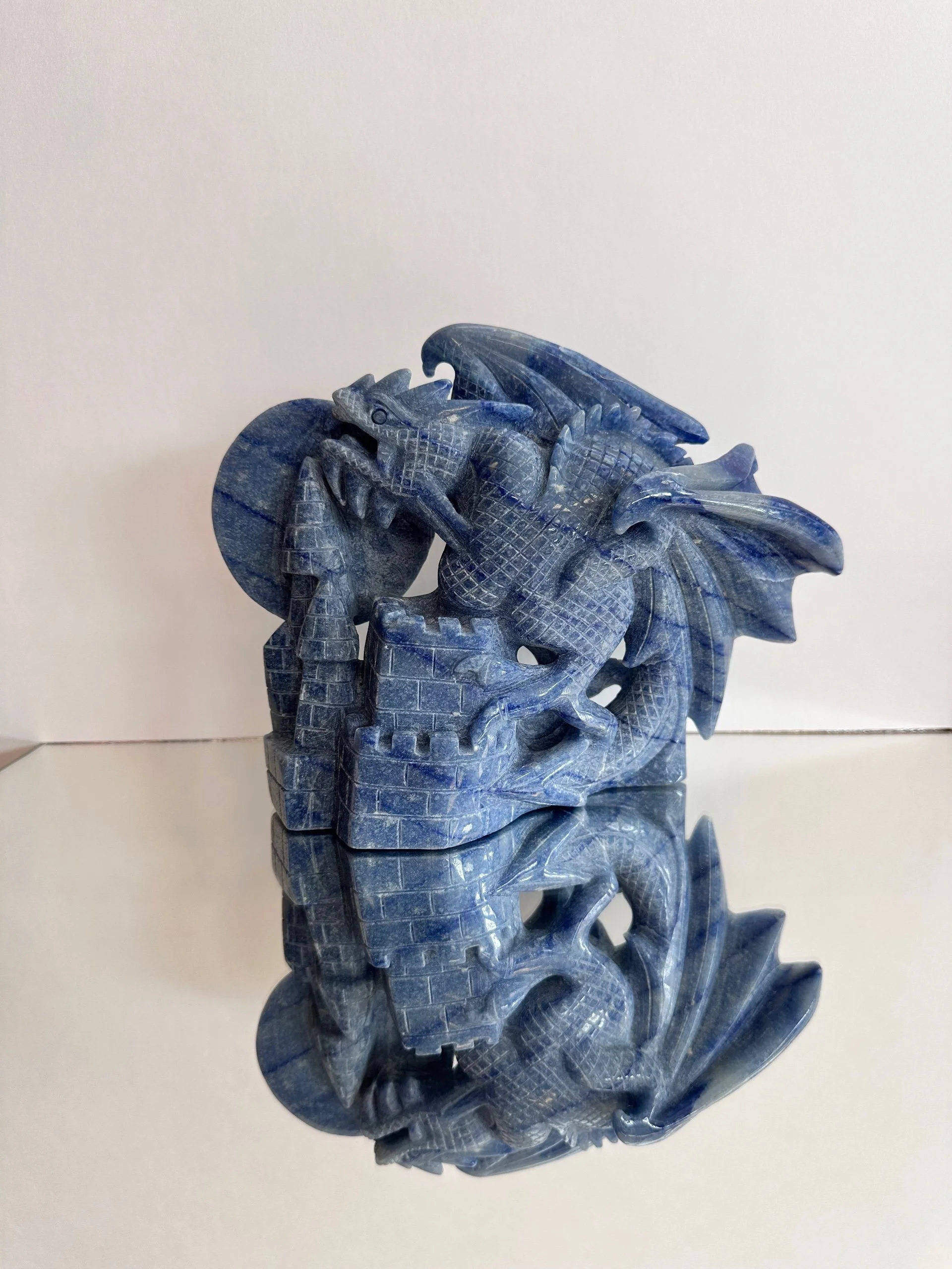 amozonite dragon front.jpeg