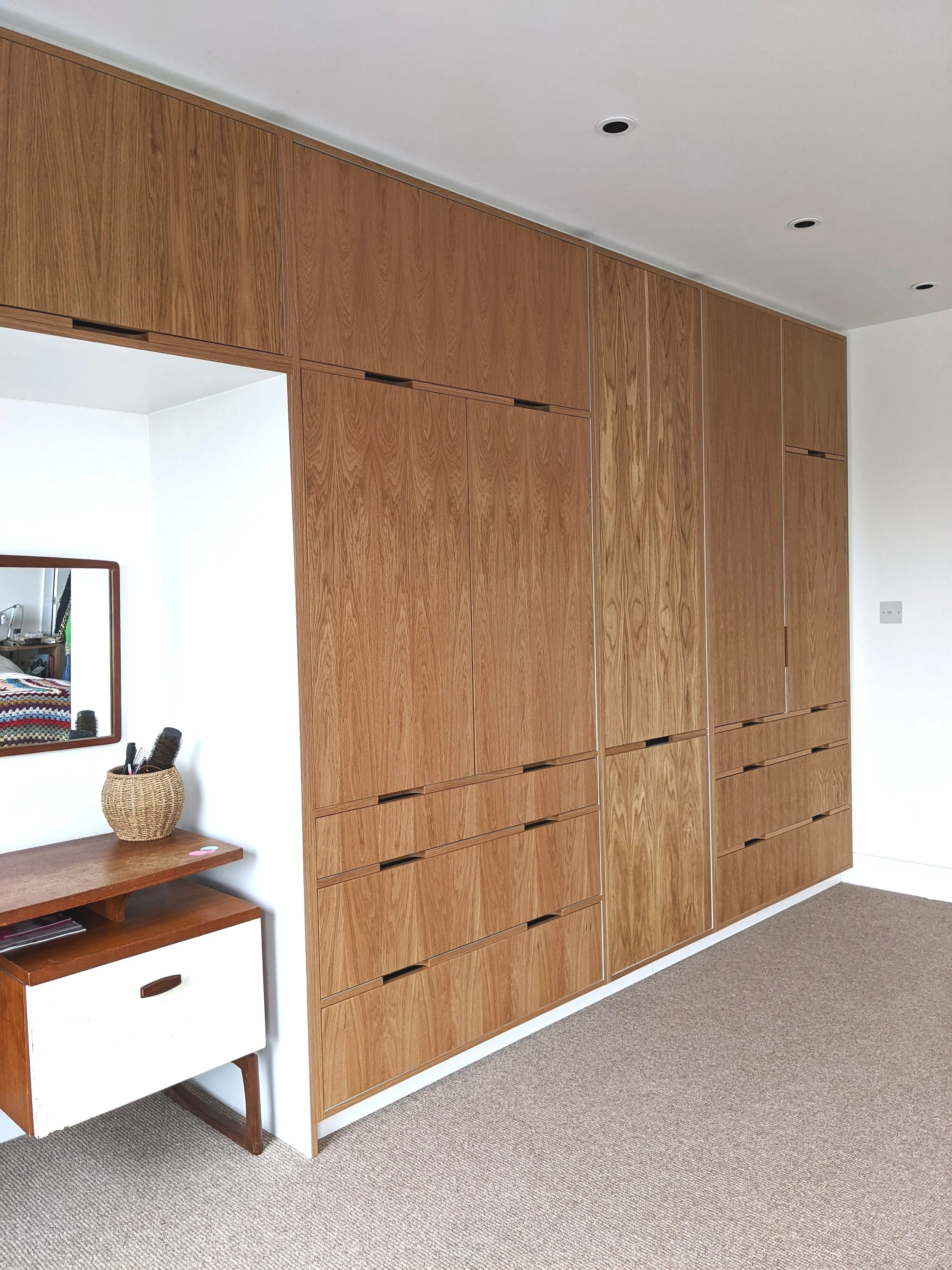 Fitted wardrobes