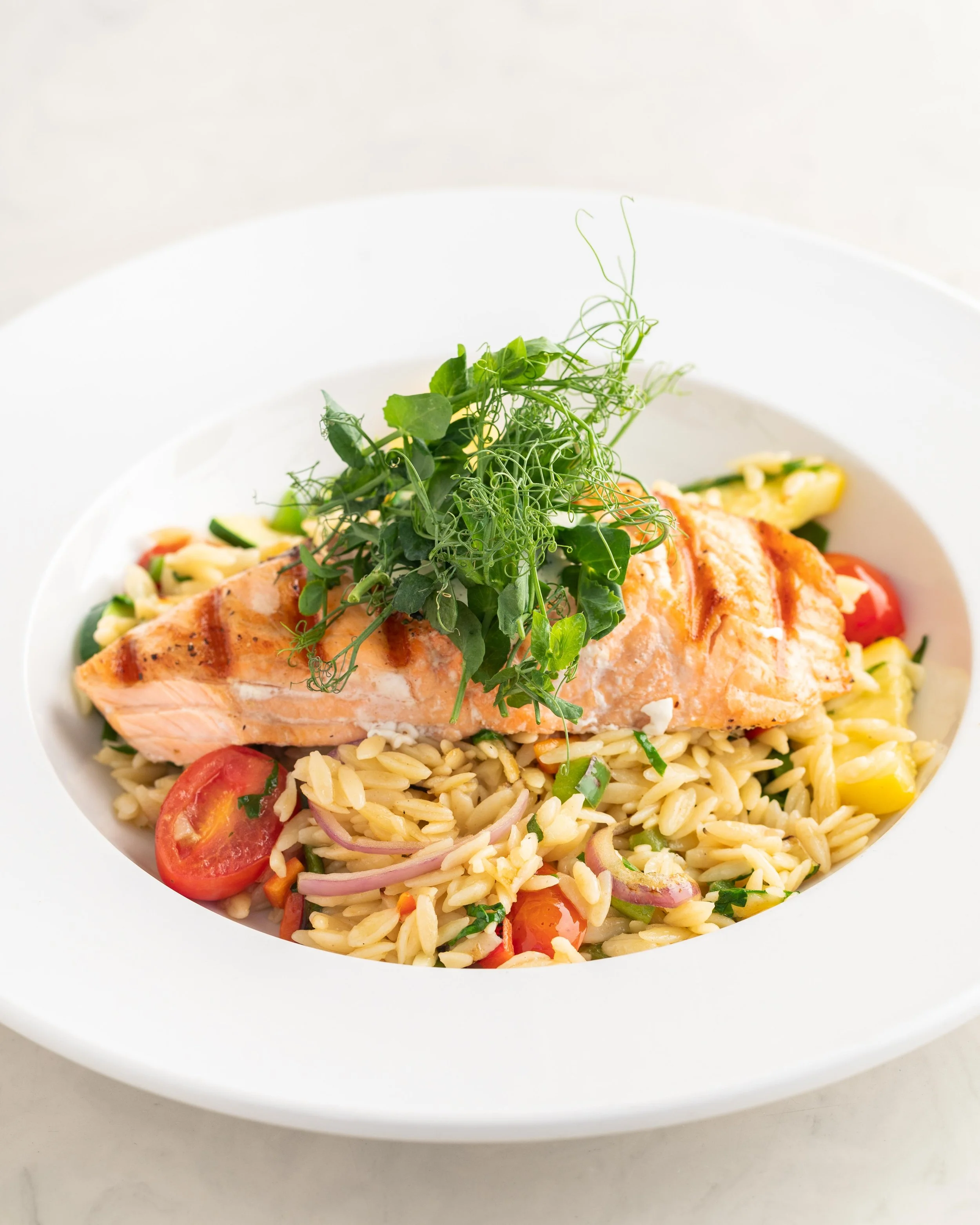 Interior and food photography for 82 Queen in Charleston, South Carolina.

Studio Lou is a food, restaurant, interior, and lifestyle photographer based out of Charleston, South Carolina and servicing clients in Savannah Georgia, Pawleys Island, Colum
