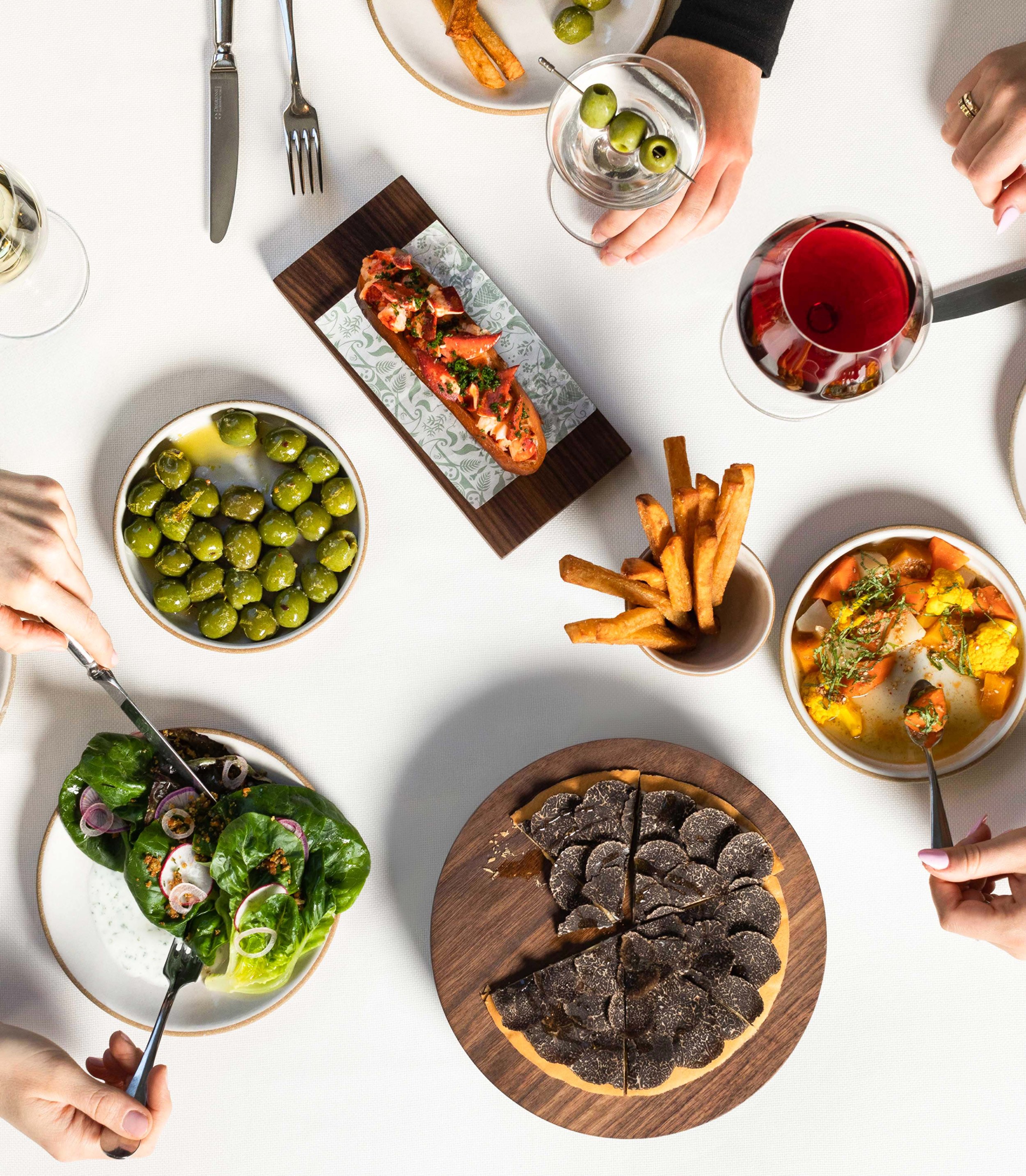 Food and lifestyle photography for Daniel Humm x The Charleston Place in Charleston, South Carolina.

Studio Lou is a food, restaurant, interior, and lifestyle photographer based out of Charleston, South Carolina and servicing clients in Savannah Geo