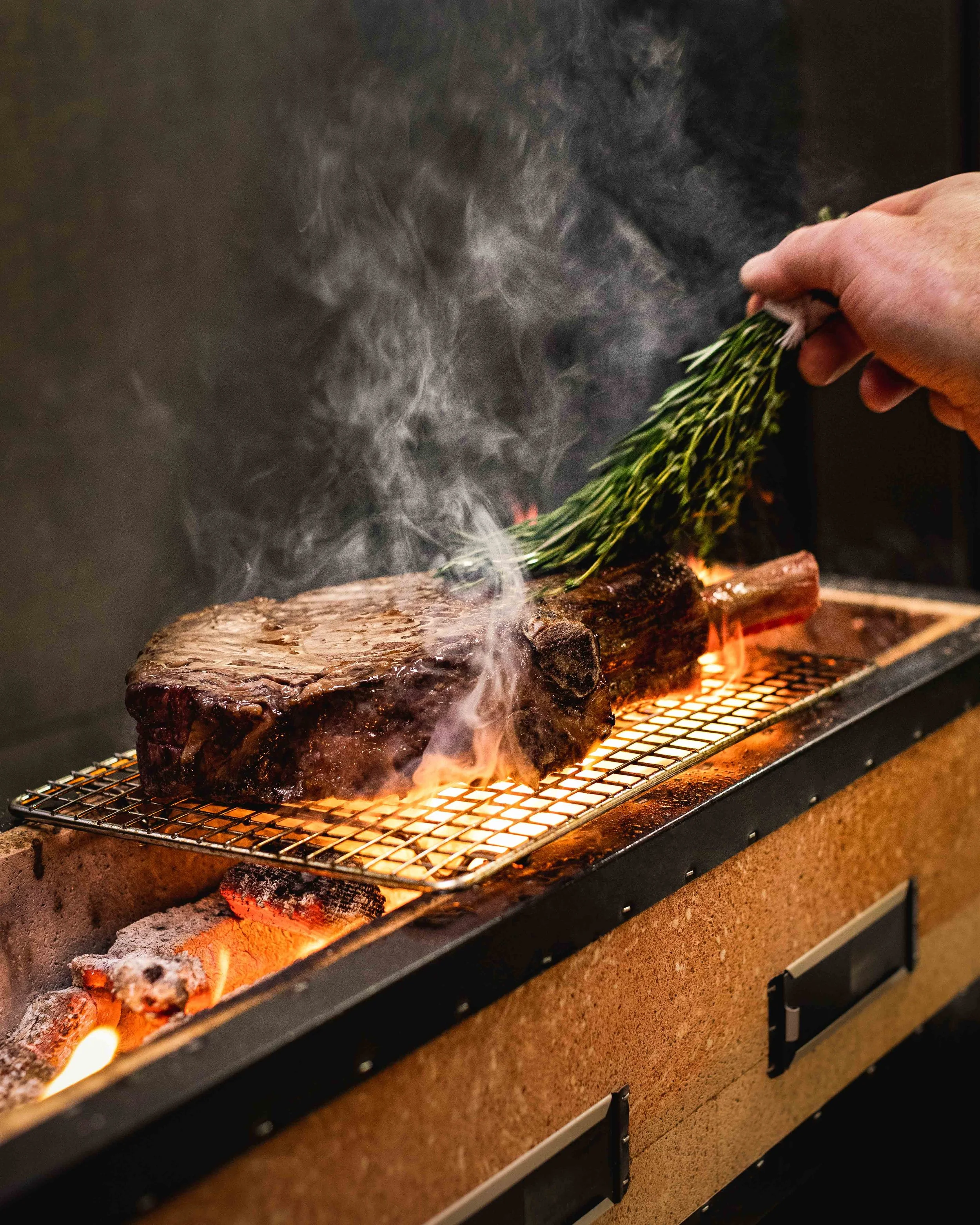 Food and lifestyle photography for Daniel Humm x The Charleston Place in Charleston, South Carolina.

Studio Lou is a food, restaurant, interior, and lifestyle photographer based out of Charleston, South Carolina and servicing clients in Savannah Geo