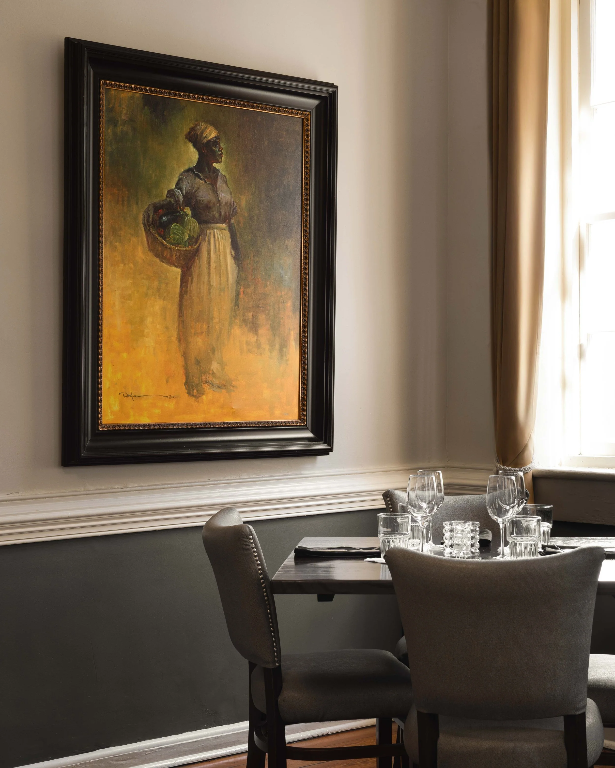 Interior and food photography for 82 Queen in Charleston, South Carolina.

Studio Lou is a food, restaurant, interior, and lifestyle photographer based out of Charleston, South Carolina and servicing clients in Savannah Georgia, Pawleys Island, Colum