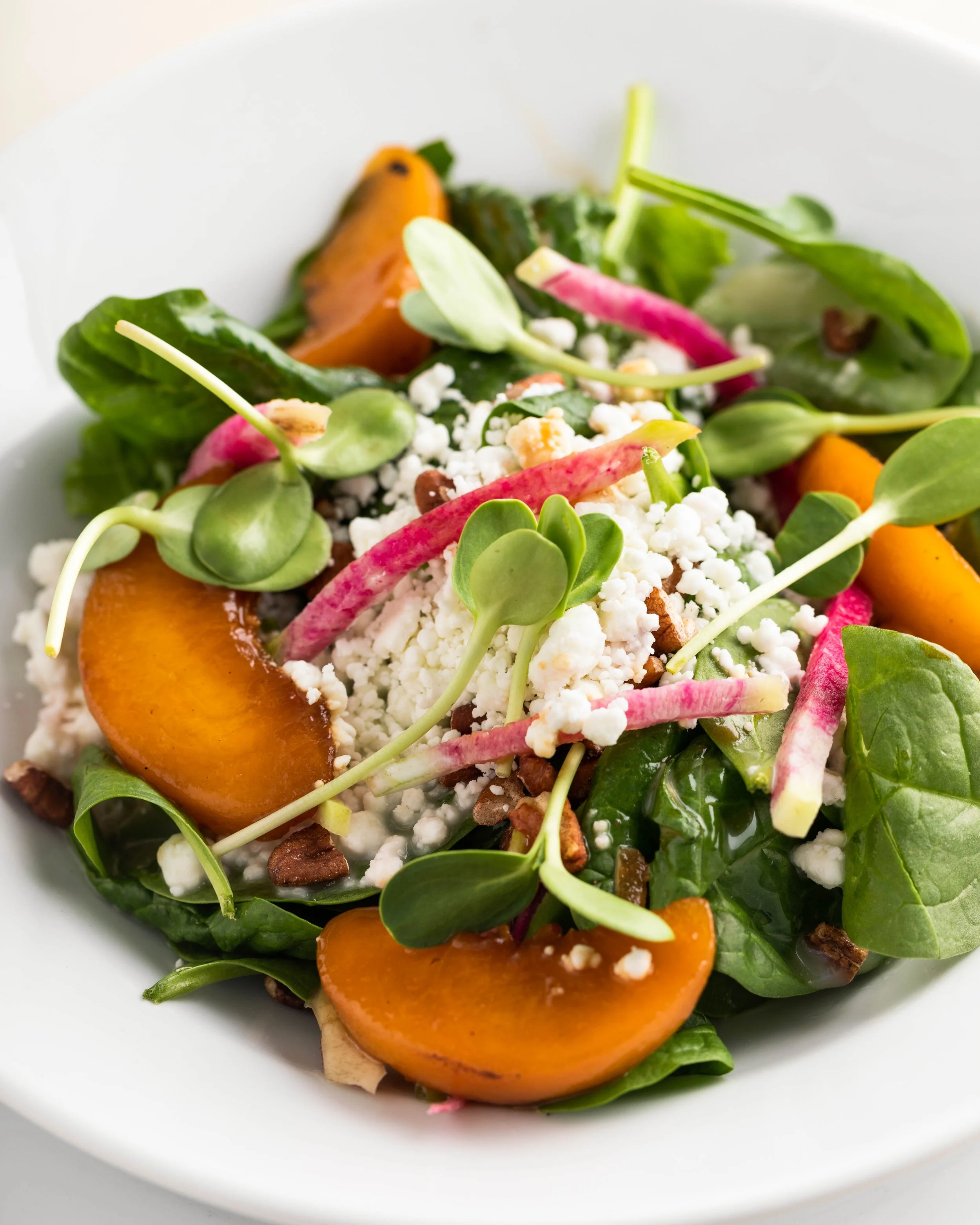 Interior and food photography for 82 Queen in Charleston, South Carolina.

Studio Lou is a food, restaurant, interior, and lifestyle photographer based out of Charleston, South Carolina and servicing clients in Savannah Georgia, Pawleys Island, Colum