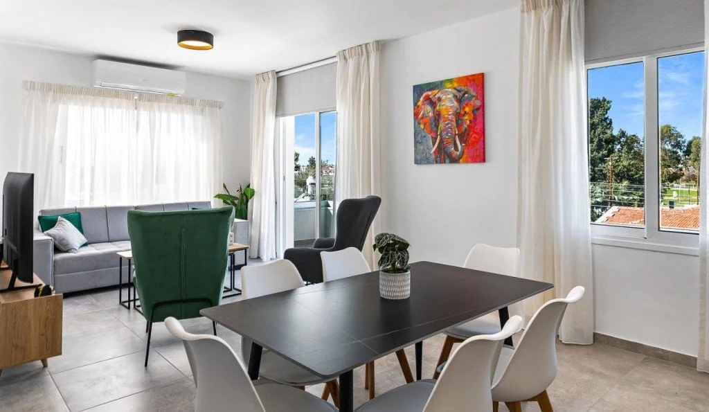 3-bedroom 2-bathroom penthouse with private roof garden with sea view | Furnished | Newly renovated in 2025 | €289,000 (AU$483,000)