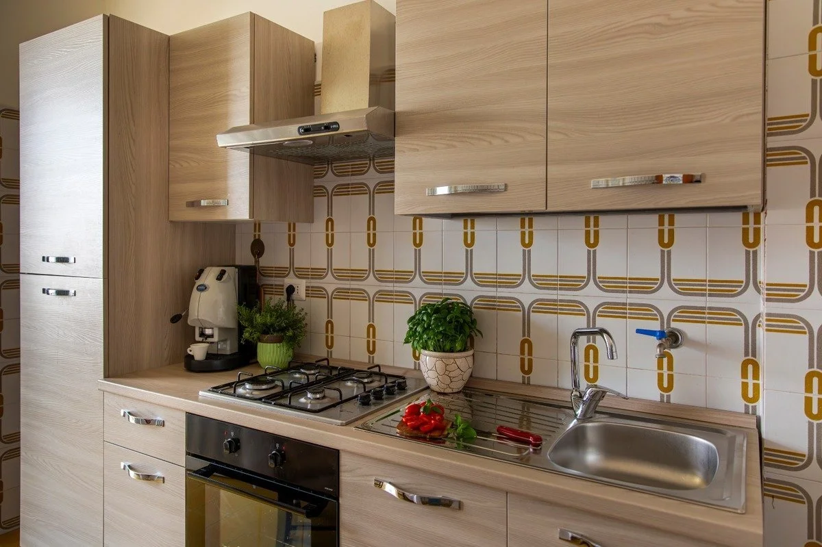 8-bedroom 2-bathroom renovated house 188m2 | 400 metres from the sea with views overlooking the gulf | It consists of two apartments, each with a kitchen, which are being sold as a single unit | There are also separate balconies and a 94m2 terrace wi