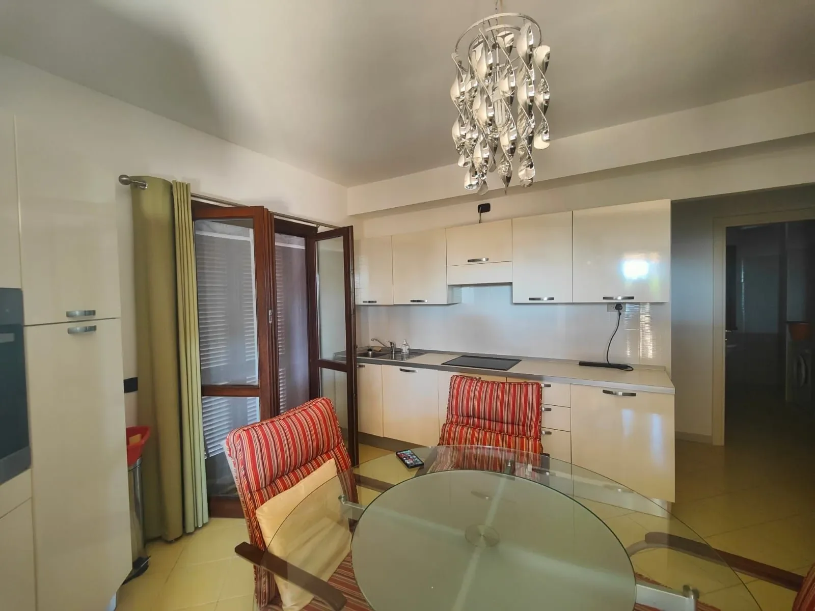 2-bedroom 1-bathroom villa with 75 square-metre paved solarium offering panoramic sea and mountain views | Garden | €175,000 (AU$292,000)