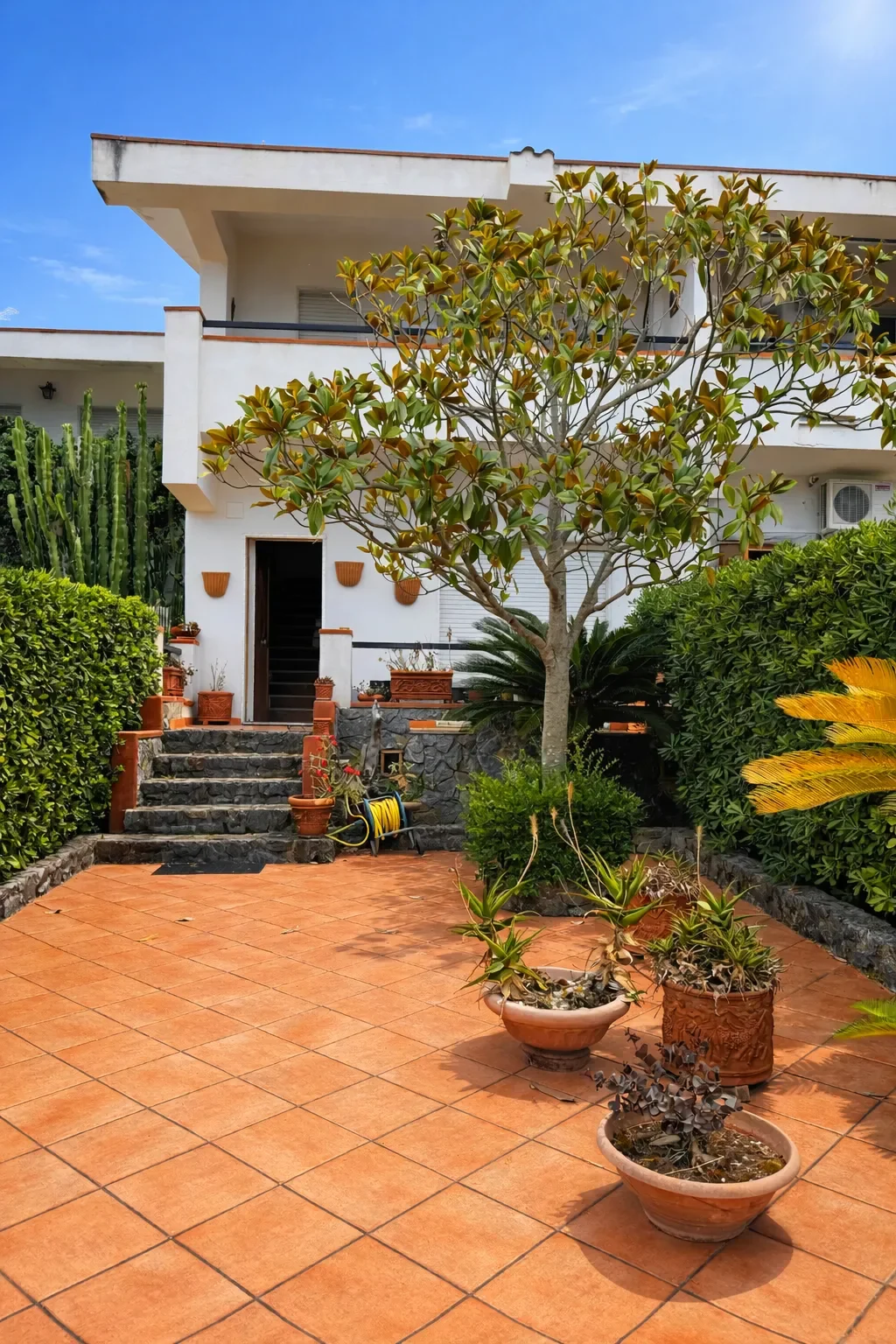 4-bedroom 3-bathroom terraced house with sea and mountain views | 3 floors with roof terrace and balcony | €180,000 (AU$301,000)