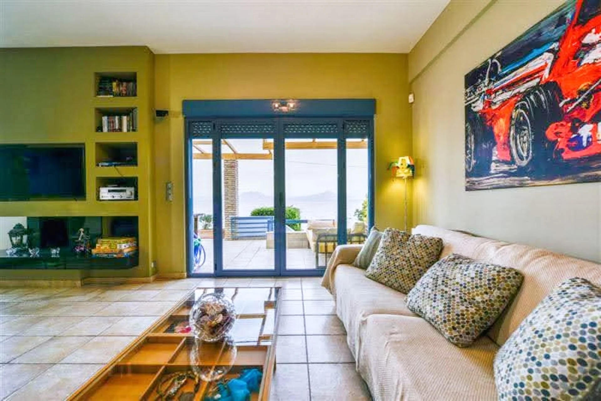 4-bedroom 3-bathroom villa on the sea | Fully furnished | €320,000 (AU$665,000)