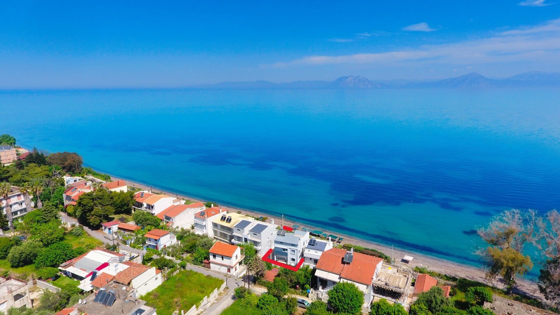 4-bedroom 3-bathroom villa on the sea | Fully furnished | €320,000 (AU$665,000)