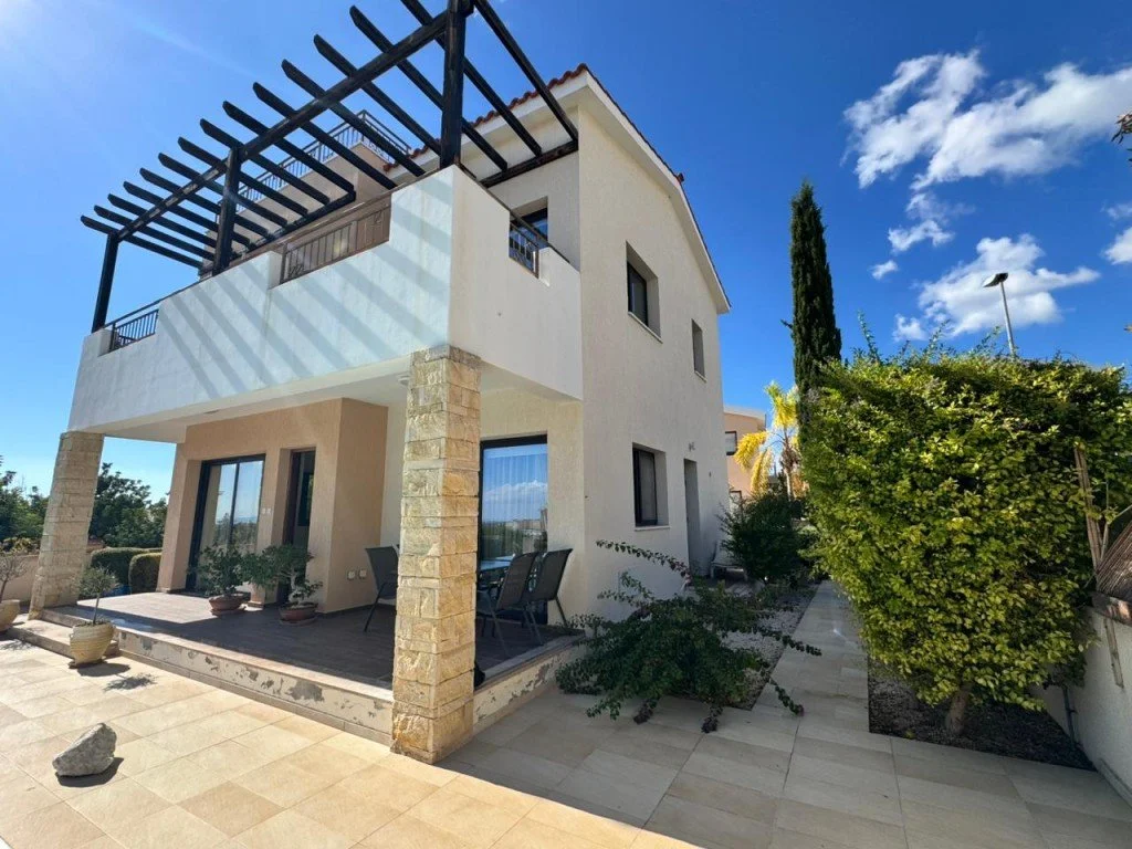 3-bedroom 2-bathroom detached villa with panoramic sea and mountain views | Landscaped garden | | Roof garden | Private pool | €435,000 (AU$726,000)