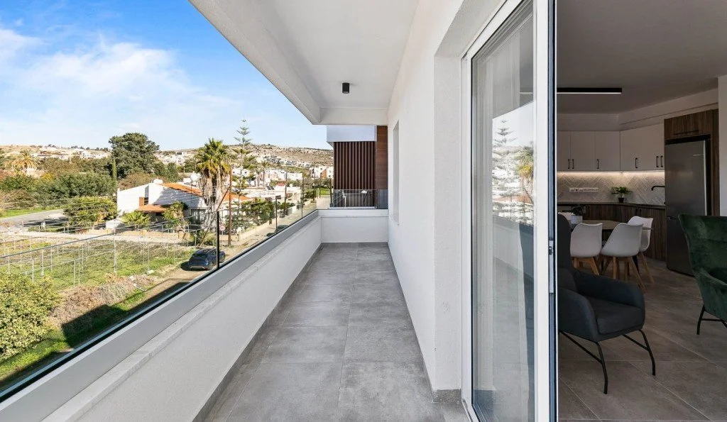 3-bedroom 2-bathroom penthouse with private roof garden with sea view | Furnished | Newly renovated in 2025 | €289,000 (AU$483,000)