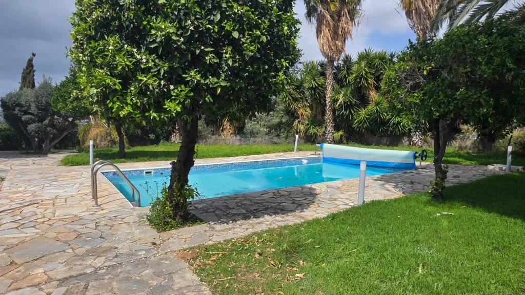 5-bedroom 4-bathroom house on 5,018 m2 land | Panoramic sea views | Pool  Landscaped garden with outdoor seating area with pergola | €1,100,000 (AU$1,837,000)