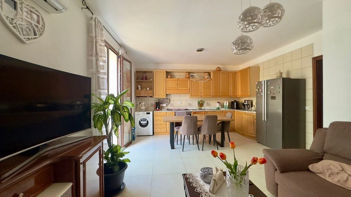 2-bedroom 2-bathroom renovated apartment | 280 metres from the sea | €150,000  (AU$251,000)