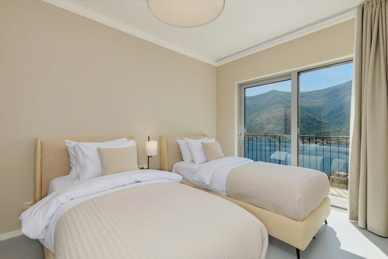 3-bedroom 3-bathroom apartment 158 m2  | Breathtaking sea views | Large terrace | Fully furnished | Rooftop Pool | €595,000 (AU$994,000)
