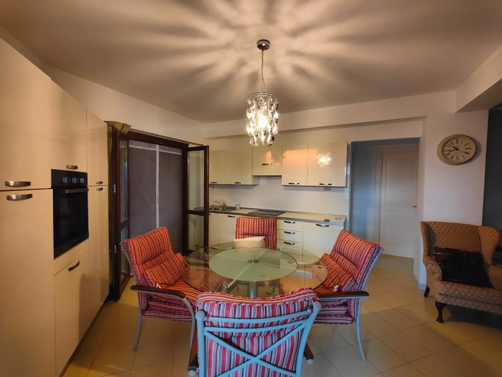 2-bedroom 1-bathroom villa with 75 square-metre paved solarium offering panoramic sea and mountain views | Garden | €175,000 (AU$292,000)