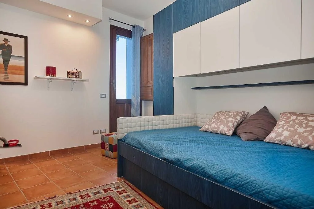 4-bedroom 2-bathroom fully renovated stone villa 185 m2 | Panoramic view | €330,000 (AU$551,000)