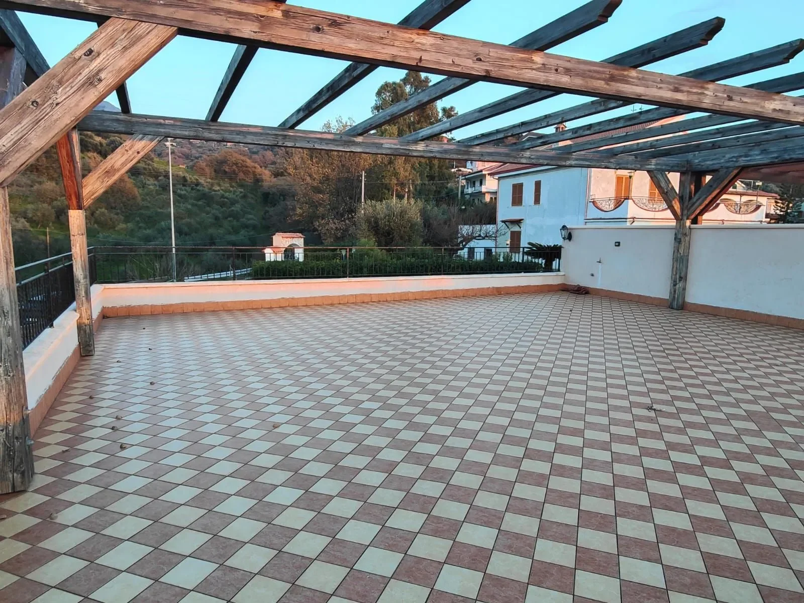 2-bedroom 1-bathroom villa with 75 square-metre paved solarium offering panoramic sea and mountain views | Garden | €175,000 (AU$292,000)
