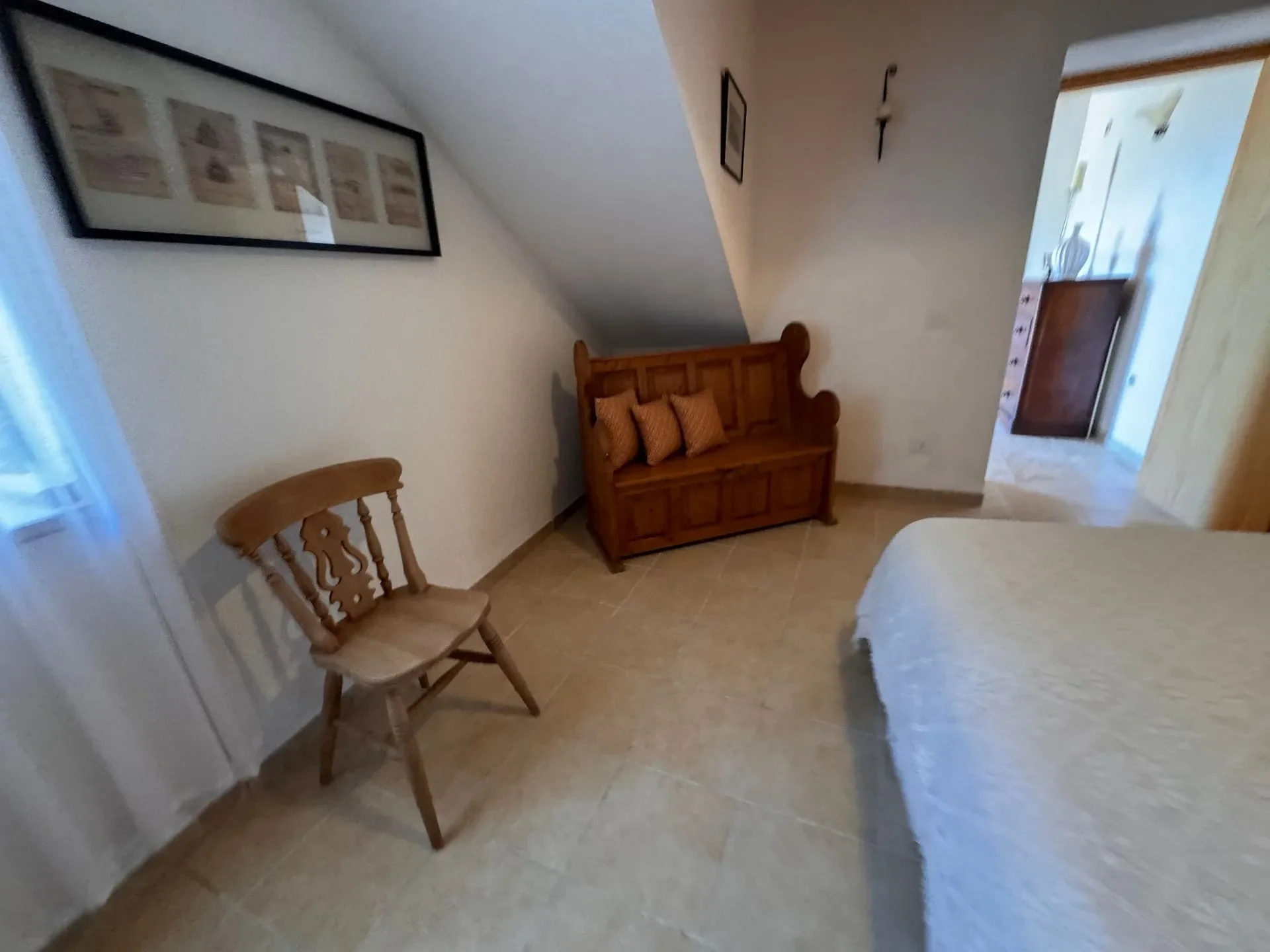 3-level villa 3-bedrooms 3-bathrooms | Completely renovated 2011 | Fully furnished | Sea and mountain views | Cellar | €180,000 (AU$301,000)