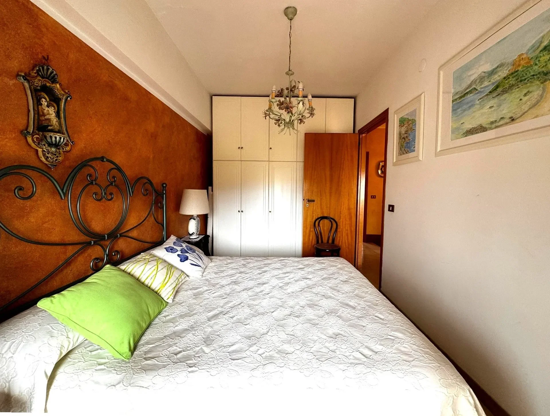 4-bedroom 3-bathroom terraced house with sea and mountain views | 3 floors with roof terrace and balcony | €180,000 (AU$301,000)