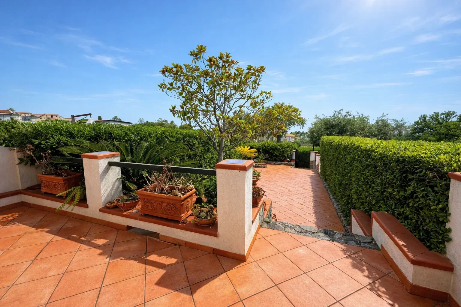 4-bedroom 3-bathroom terraced house with sea and mountain views | 3 floors with roof terrace and balcony | €180,000 (AU$301,000)