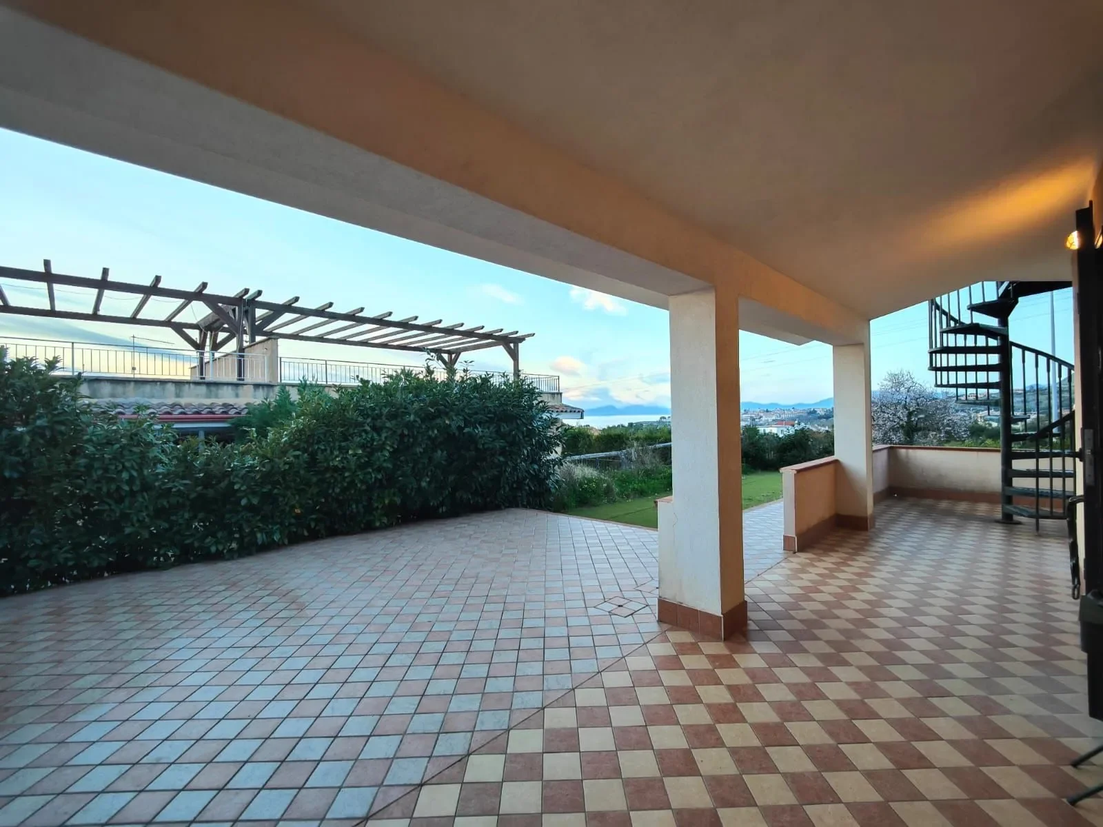 2-bedroom 1-bathroom villa with 75 square-metre paved solarium offering panoramic sea and mountain views | Garden | €175,000 (AU$292,000)