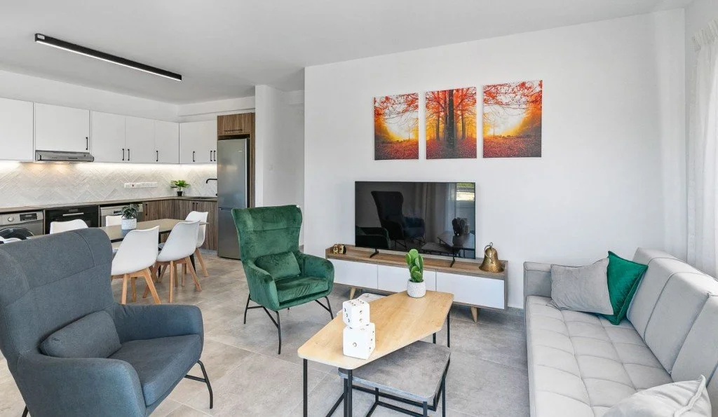 3-bedroom 2-bathroom penthouse with private roof garden with sea view | Furnished | Newly renovated in 2025 | €289,000 (AU$483,000)