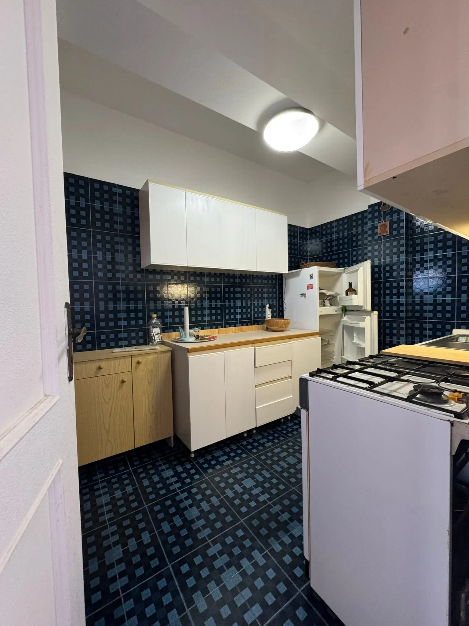 2-bedroom 2-bathroom apartment | Sea and mountain views | Furnished | €125,000 (AU$209,000)