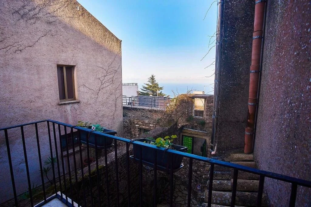 4-bedroom 2-bathroom fully renovated stone villa 185 m2 | Panoramic view | €330,000 (AU$551,000)