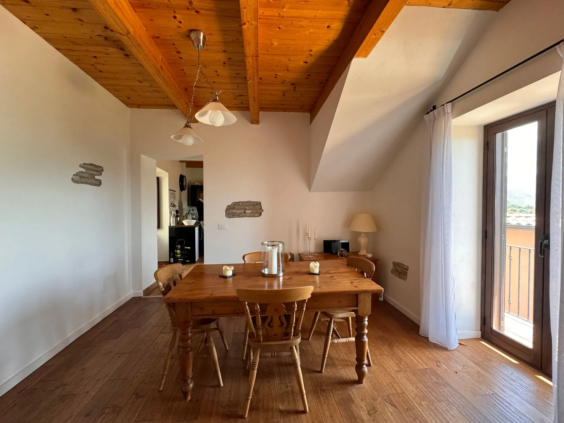 3-level villa 3-bedrooms 3-bathrooms | Completely renovated 2011 | Fully furnished | Sea and mountain views | Cellar | €180,000 (AU$301,000)