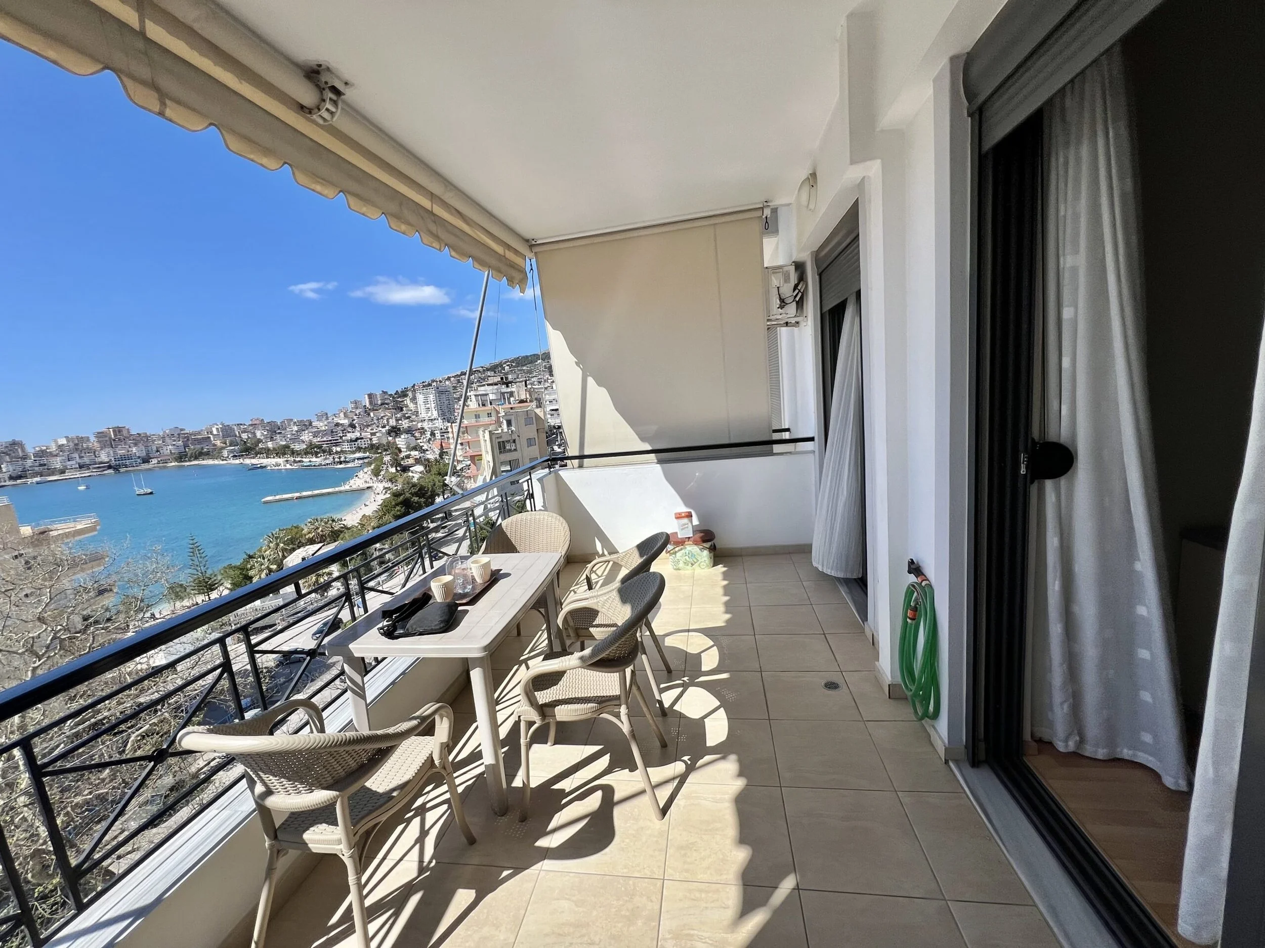 1-bedroom 1-bathroom apartment with amazing sea views | 2 minutes walk to the promenade and beach | Fully furnished |   €158,000 (AU$264,000)