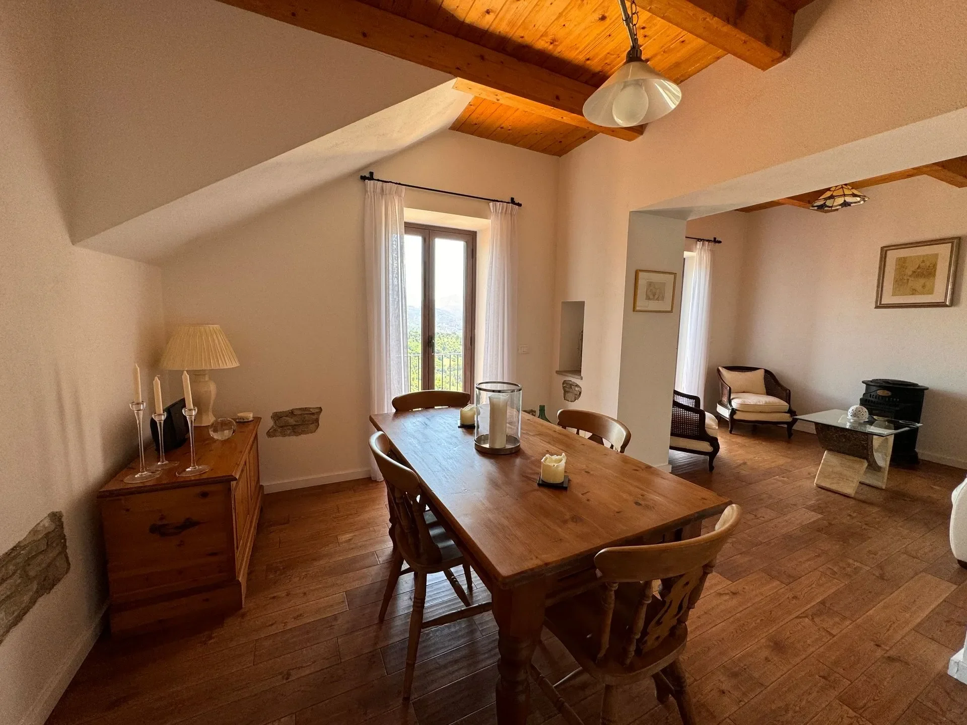 3-level villa 3-bedrooms 3-bathrooms | Completely renovated 2011 | Fully furnished | Sea and mountain views | Cellar | €180,000 (AU$301,000)