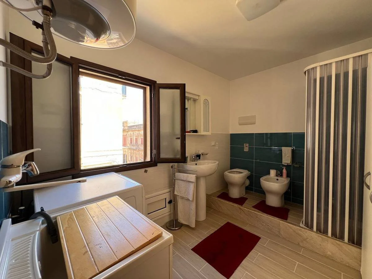 2-bedroom 2-bathroom villa 123m2 | Spread over two levels | Roof terrace with far-reaching views | 480 metres from the sea | €168,000 (AU$280,000)