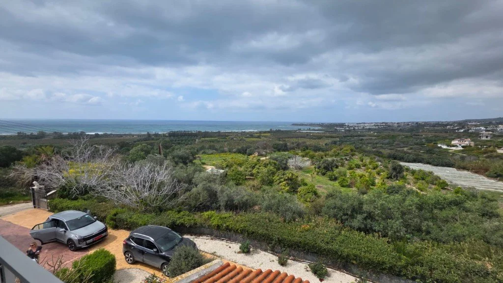 5-bedroom 4-bathroom house on 5,018 m2 land | Panoramic sea views | Pool  Landscaped garden with outdoor seating area with pergola | €1,100,000 (AU$1,837,000)